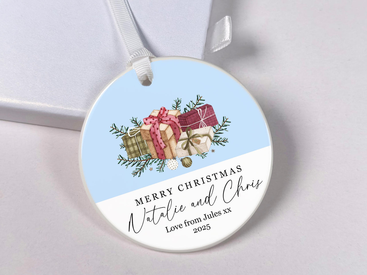 Personalised Christmas Ornament – Gift for Couple, Round Xmas Tree Decoration – Holiday Present from Parents or Friends