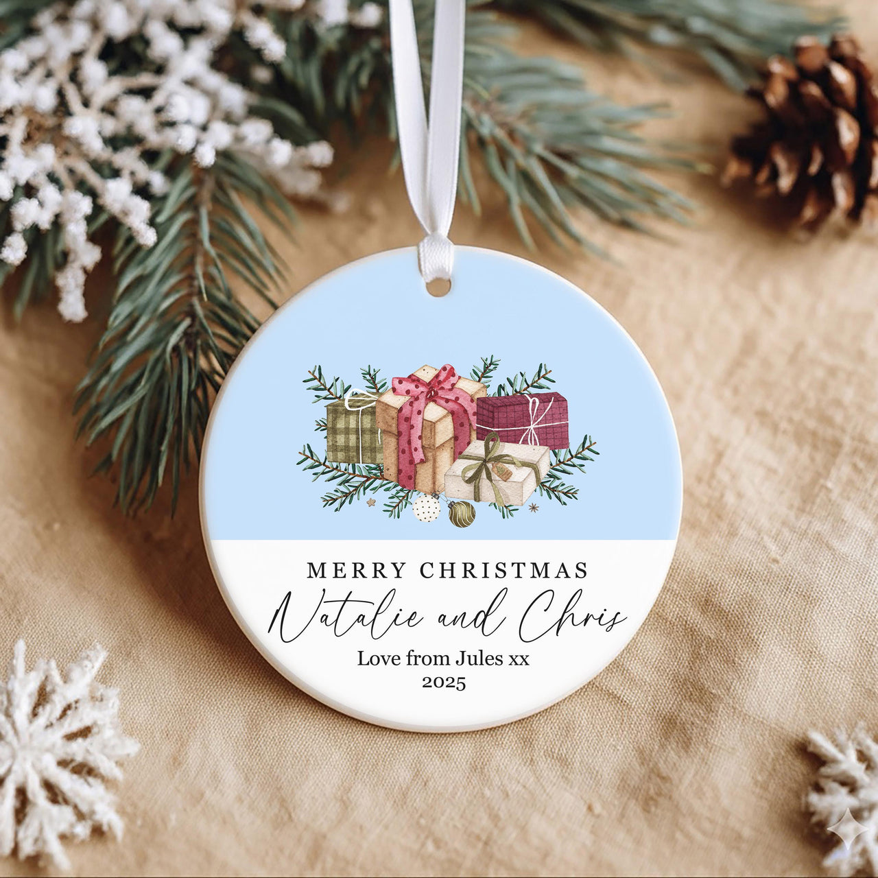 Personalised Christmas Ornament – Gift for Couple, Round Xmas Tree Decoration – Holiday Present from Parents or Friends