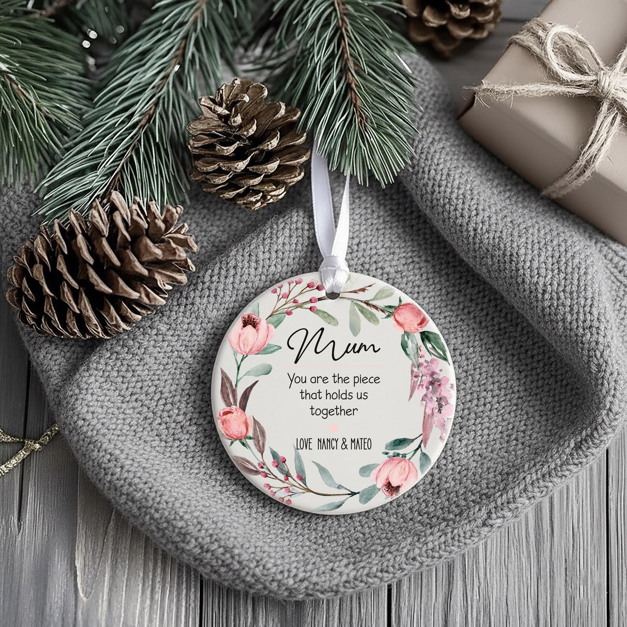 Mum Floral Ornament - Family Tribute Keepsake with Heartfelt Message & Names