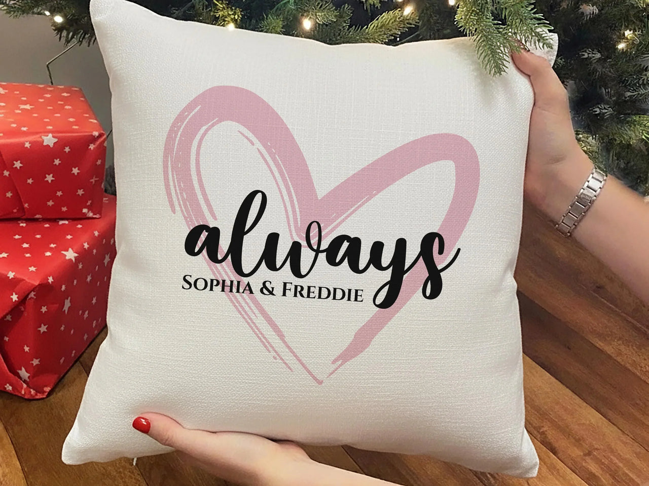 Personalised Heart Cushion – Romantic Gift Cushion with Custom Names & Hidden Zip